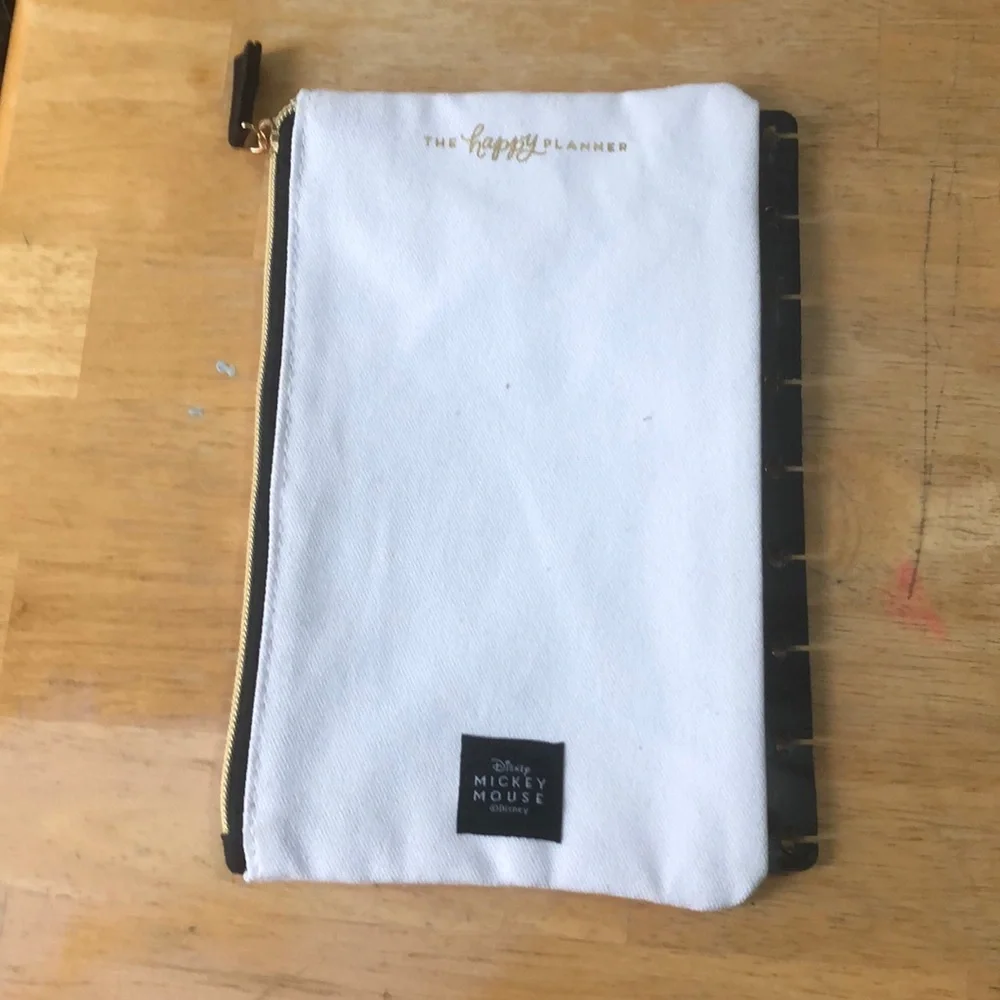 Pen 🖊️ pouch